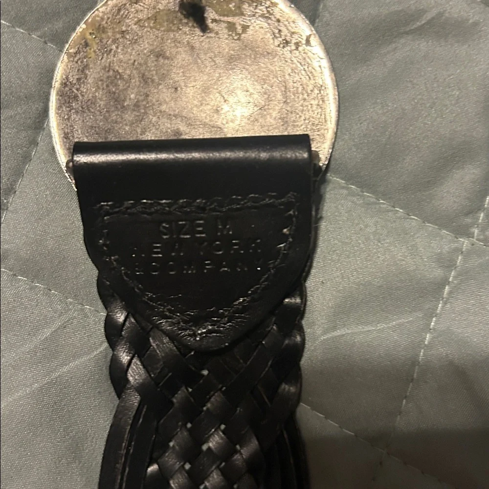 Vtg. New York & Company M Black Braided Belt with Flower Silver Buckle